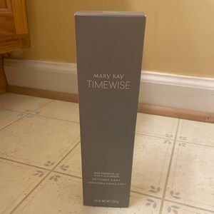 Mary Kay 3D Cleanser N/O